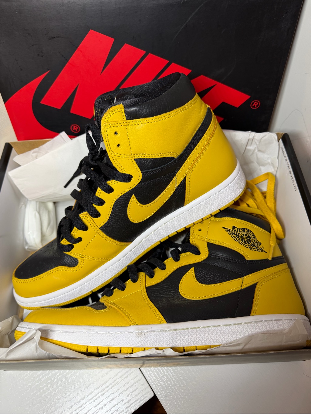 Nike Air Jordan 1 Og High Top Men's Sneakers - Yellow/Black